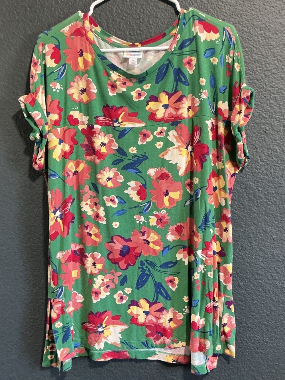 LuLaRoe Green Floral Short Sleeve Tee with Red, Yellow & Blue Blooms